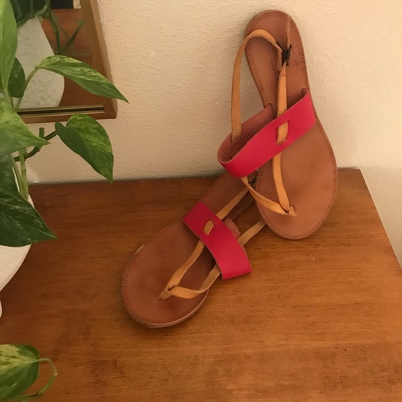 Joie A La Plage Sandals - Picture 2 of 3